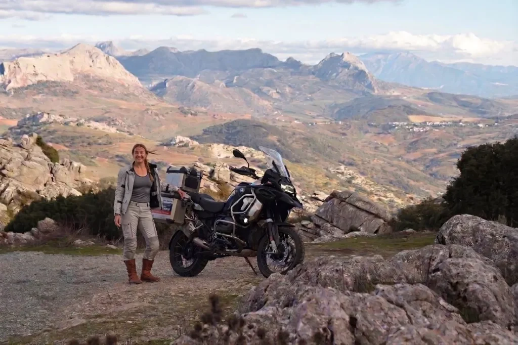 Torcal de Antequera z Malagi – wycieczki motocyklowe w Andaluzji 7 torcal de antequera malaga wycieczki w andaluzji wynajem motocykli hiszpania motorcycle rental spain